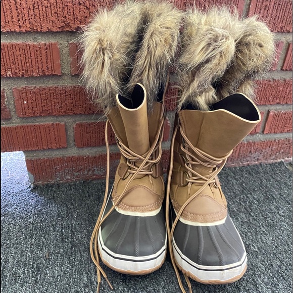 Shoes - 🟥AWESOME WINTER/ SNOW/ DUCK BOOTS 🟥